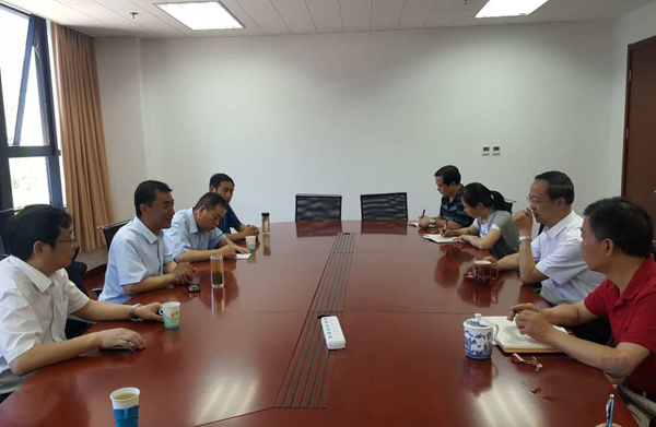 座谈会现场.jpg 座谈会现场.jpg