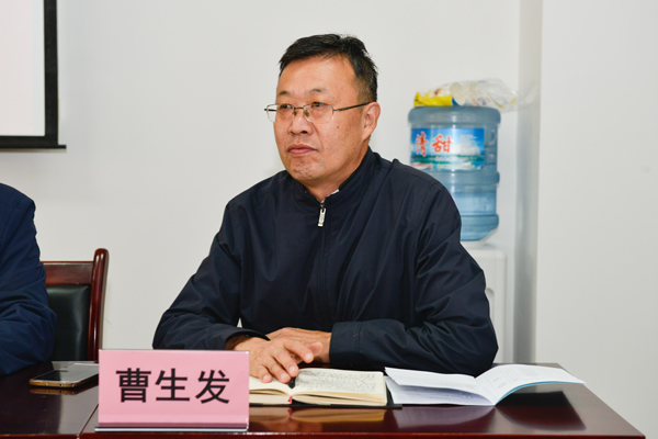 教务处处长曹生发同志主持开班仪式.jpg 教务处处长曹生发同志主持开班仪式.jpg