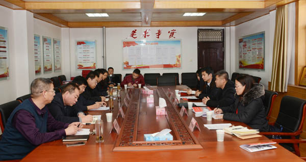 座谈会现场.jpg 座谈会现场.jpg