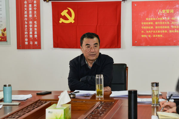 常务副校长刘卫平同志主持会议并讲话.jpg 常务副校长刘卫平同志主持会议并讲话.jpg