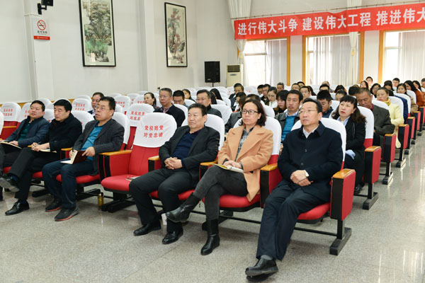 学习现场2.jpg 学习现场2.jpg