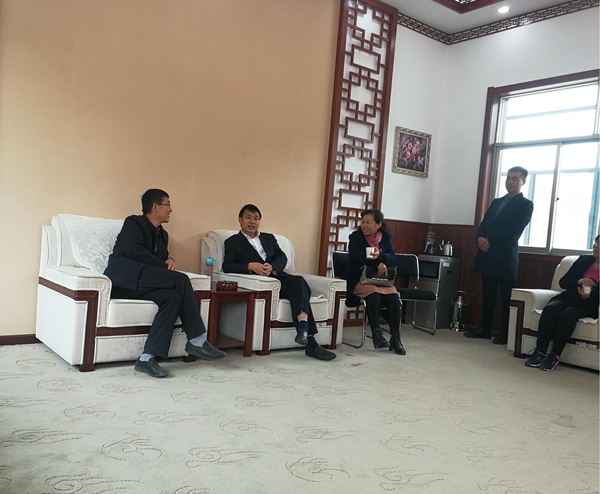 与柯小海座谈.jpg