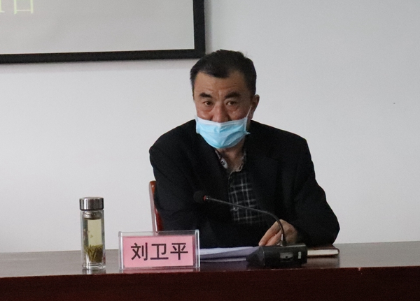 常务副校长刘卫平汇报党校教研室整体工作情况.JPG