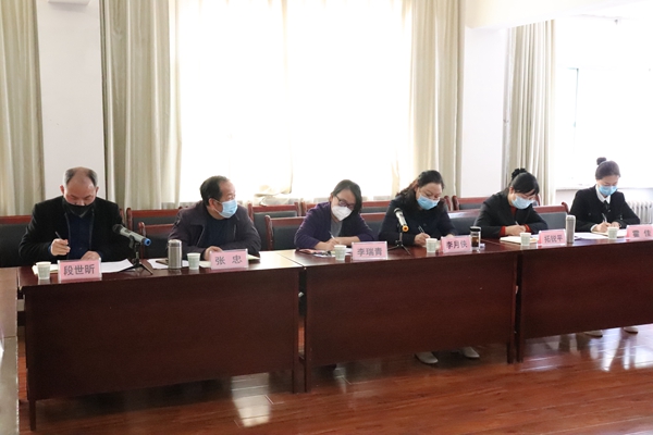 六位教研室主任分别汇报工作.JPG
