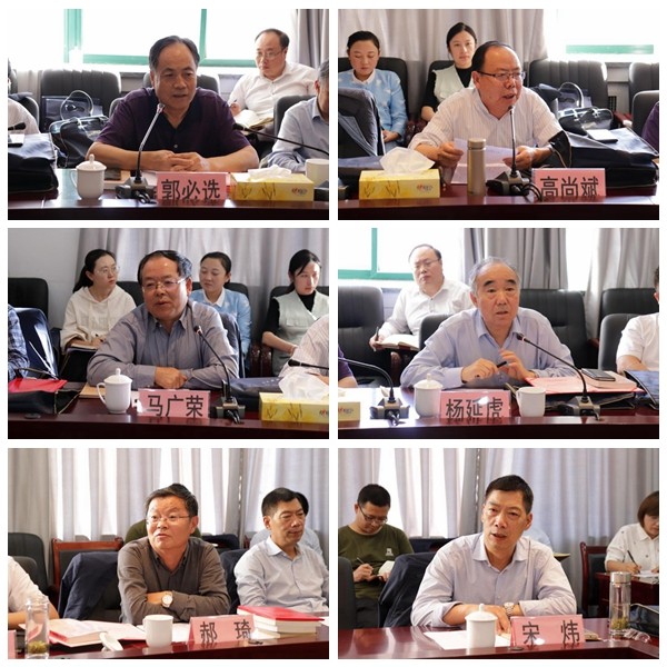 专家教授发言.jpg 专家教授发言.jpg