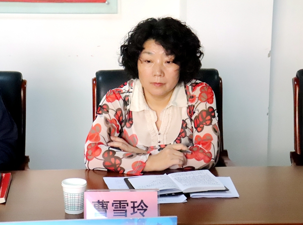 机关党委副书记、校机关纪委书记曹雪玲汇报工作.JPG