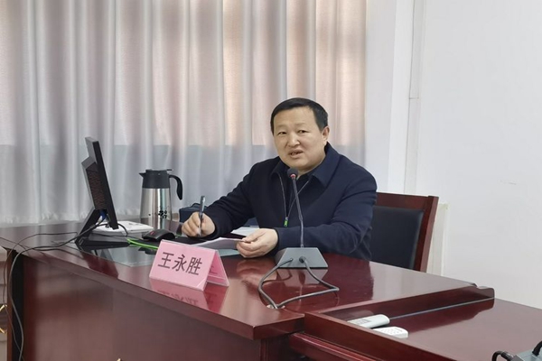5市委政法委综治督导处副处长王永胜讲授专题课《社区如何做好基层治理工作》.jpg