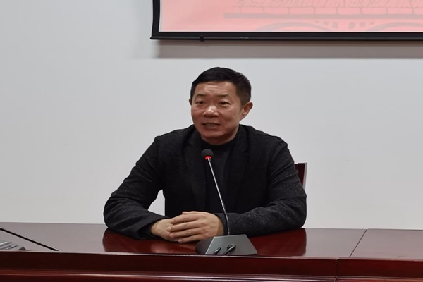 12市民政局区划地名和基层政权科科长刘哲作总结讲话.jpg